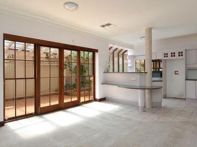 1 / 62 Varden Street, Piccadilly