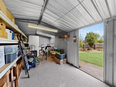 16 Geraldine Drive, Hampton Park
