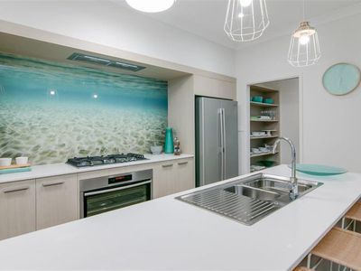 10 Castleton Ent, Smithfield