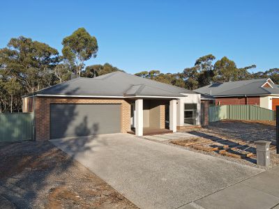 86 McIvor Forest Drive, Junortoun