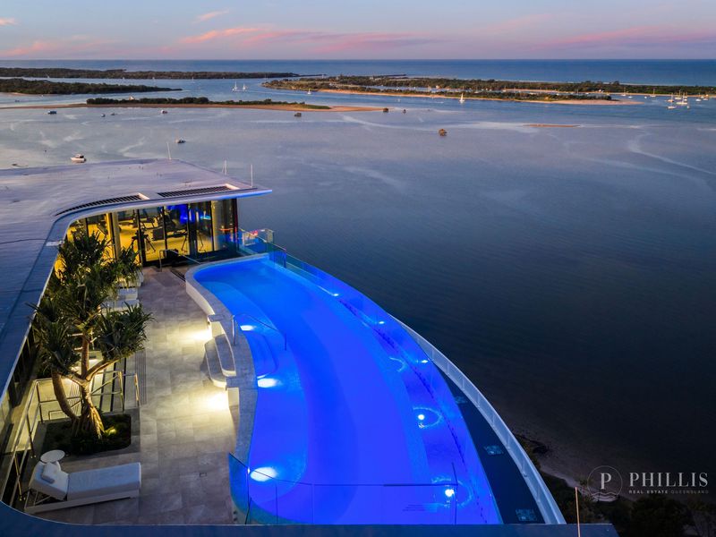 704 / 180 Marine Parade, Labrador