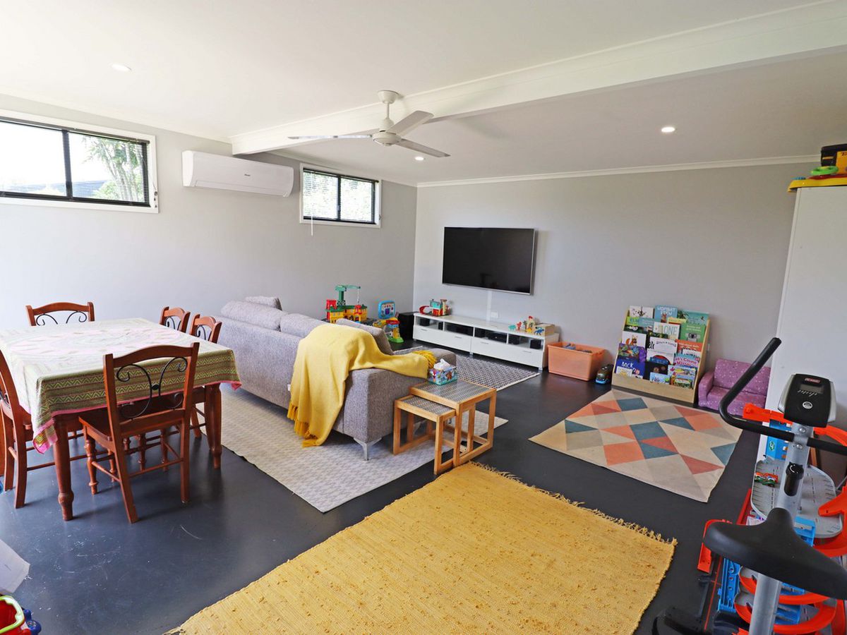 10 George Street, Tolga