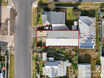 6 Clark Street, Horsham