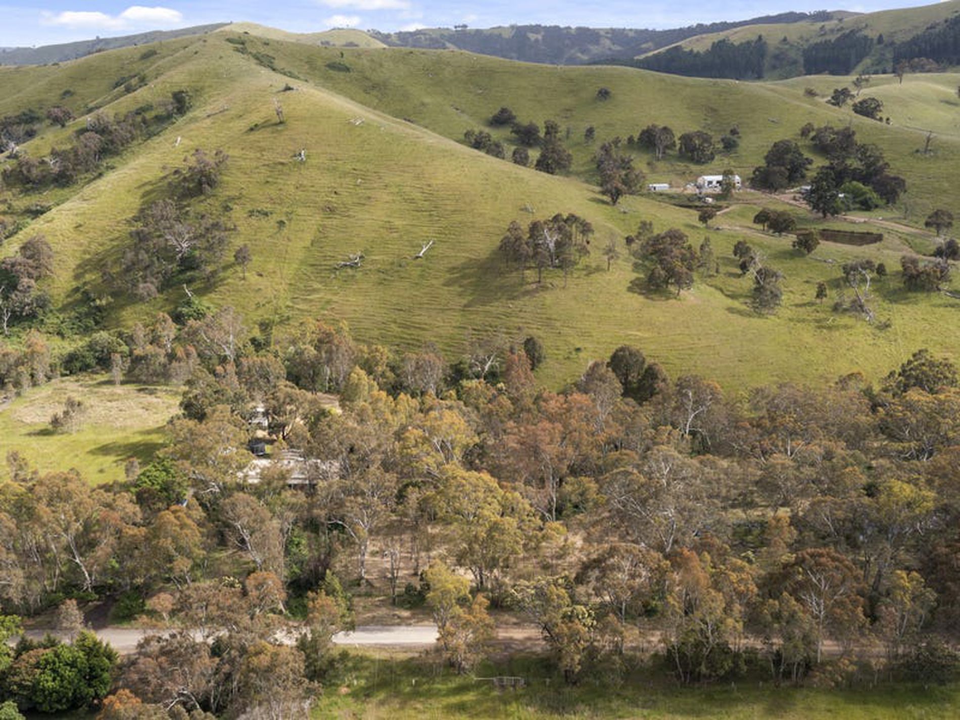 714 Spring Valley Rd, Flowerdale