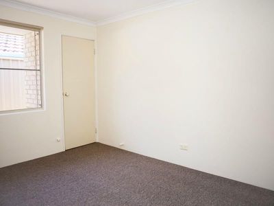 18 Jilakin Loop, Canning Vale