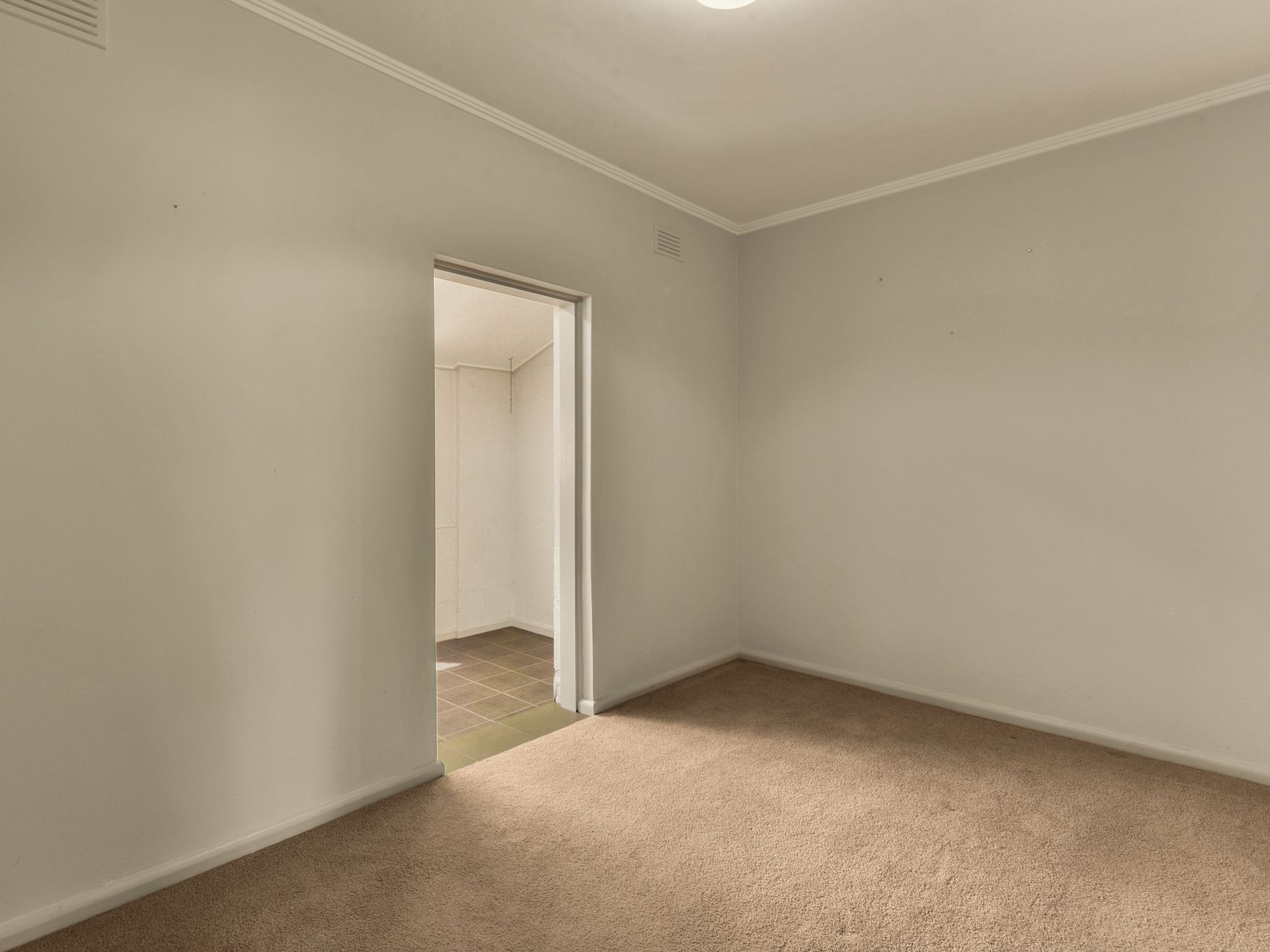 8 Stark Avenue, Millicent