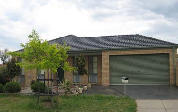 27 Thornbill Circuit, Pakenham