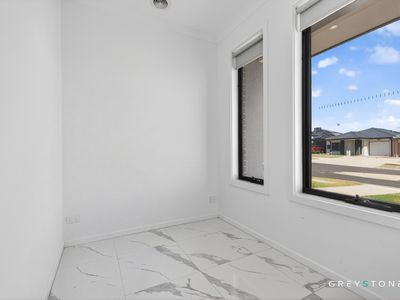 86 Highline Boulevard, Truganina