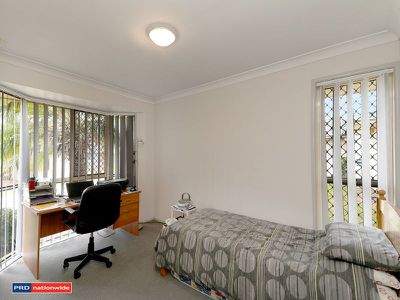 22 Bangalow Crescent, Raceview