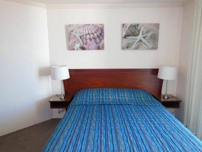 902 / 182 Marine Parade, Labrador