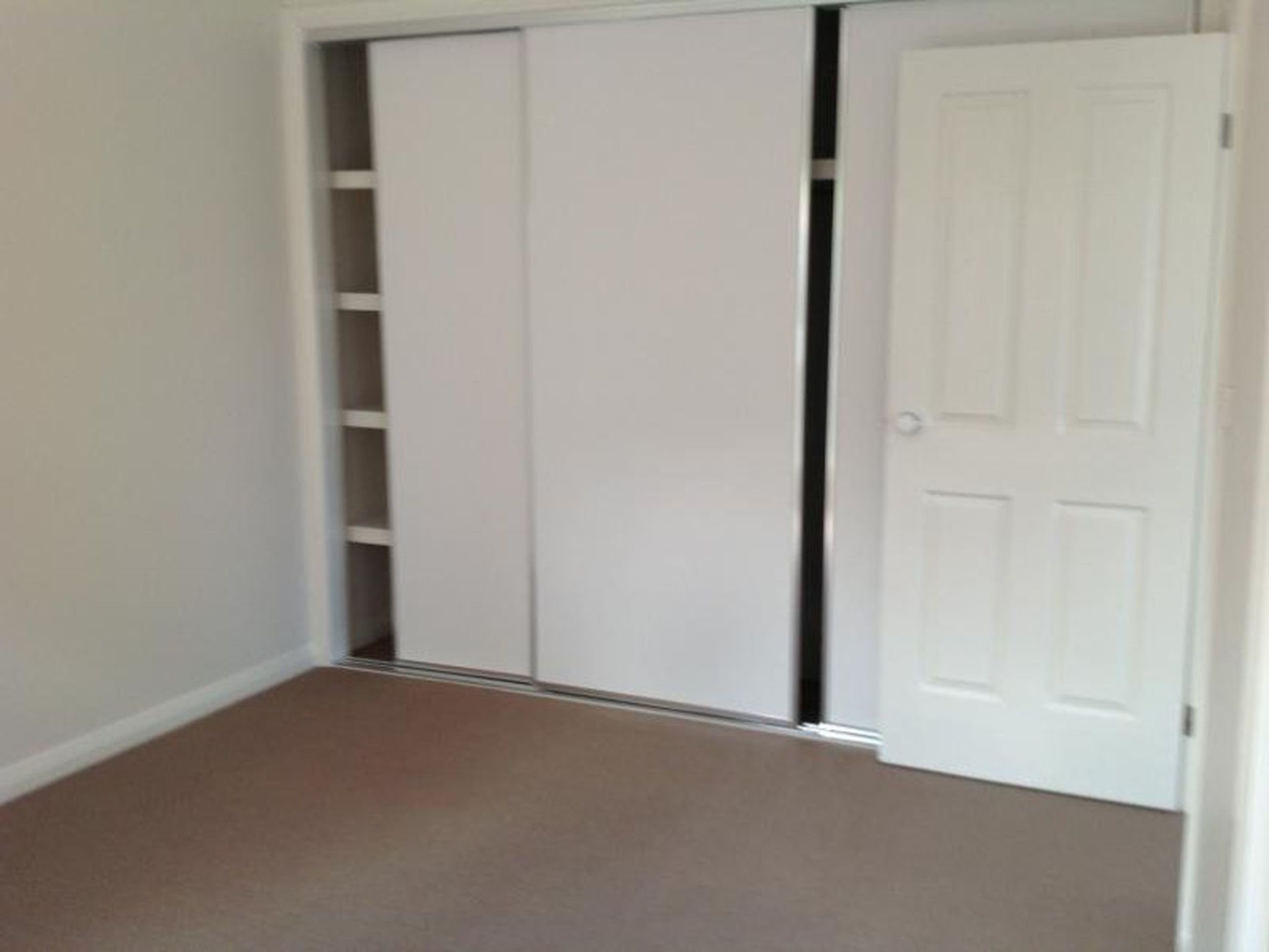 2 / 21 Waiora Avenue, Hamlyn Heights