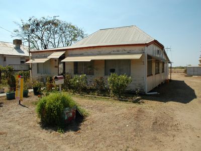164 Crane street, Longreach