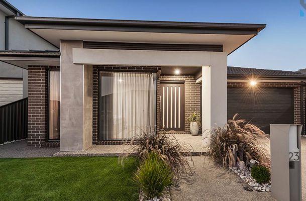 23 Mountleigh Circuit, Craigieburn