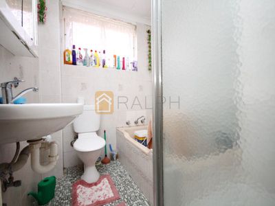 6 / 27 Wangee Road, Lakemba