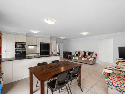 6 Alexander Close, Redbank Plains