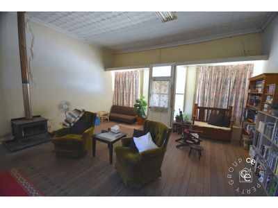 15-18 Halfway House Road, Sedan