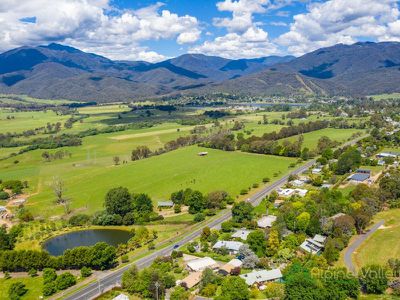 13 Kiewa Valley Highway, Tawonga South