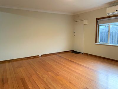 1/6 Waratah Avenue, Tullamarine