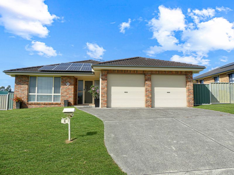 8 Country Club Drive, Wingham