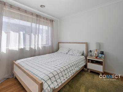 25 Macpherson Circuit, Cranbourne East