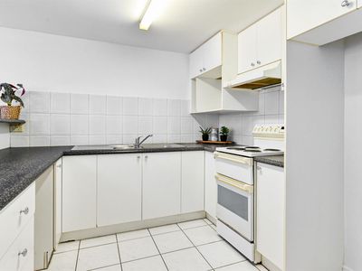 3 / 3 Quetta Close, Manoora