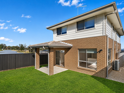 45 Pomfret Avenue, Rouse Hill