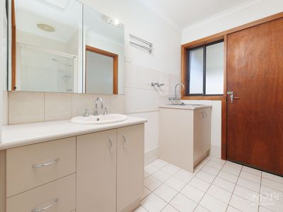 5 / 561 WOODBURY COURT, Lavington