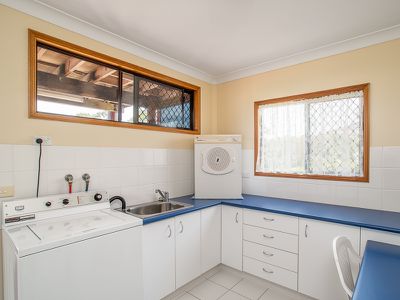 38 KARRASCHS ROAD, Dundowran