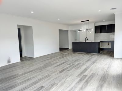 16 Shallow Road, Weir Views