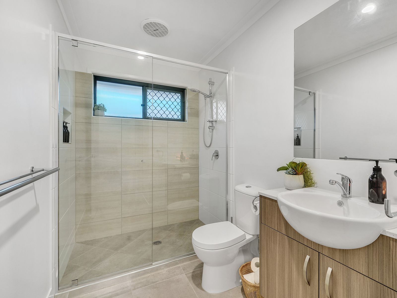 FHB or Investor $748k Lux Turn Key Pkg
