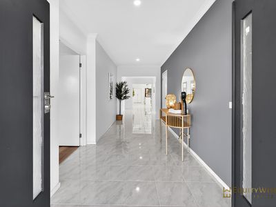 15 Brockwell Crescent, Manor Lakes