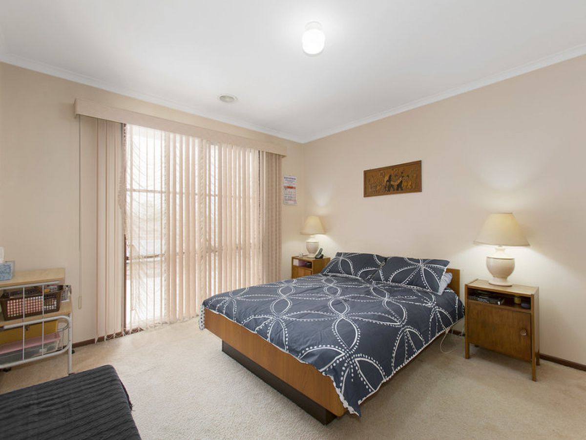 88 Bellbrook Drive, Dandenong North