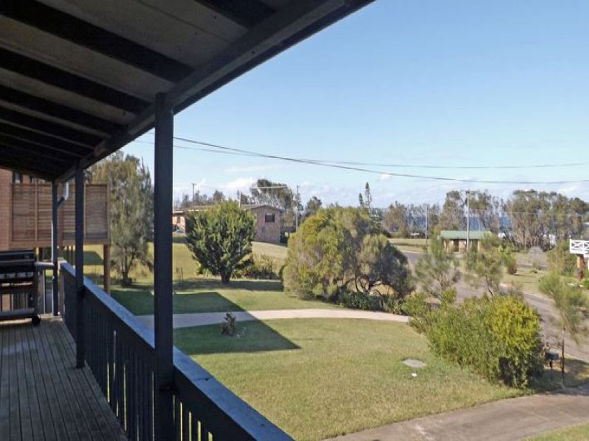 78 Sunset Strip, Manyana