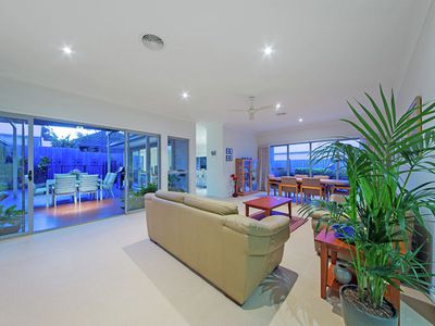 10 Macquarie St, Wakerley