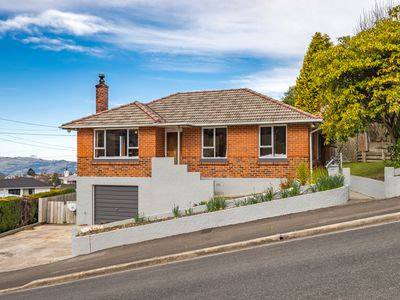 100 Wakari Road, Helensburgh