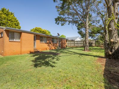 23 Seppelt Street, Wilsonton Heights