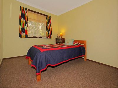 2A Bushland Avenue, Mollymook