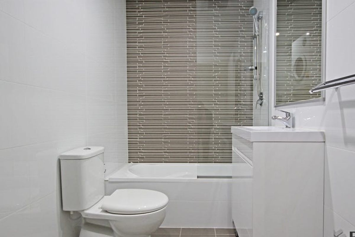 81-86 Courallie Avenue, Homebush West