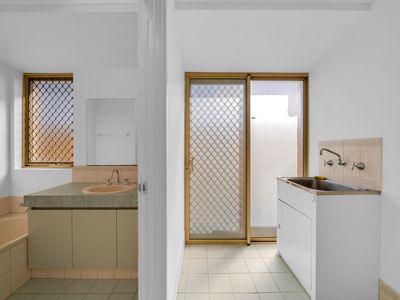 19B Narla Way, Nollamara