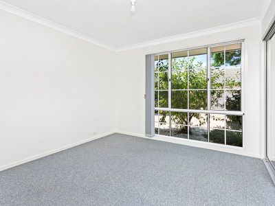 1 / 17 Derwent Place, Albion Park