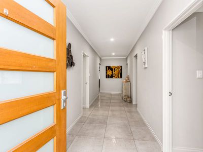 31 Jinatong Loop, Dawesville