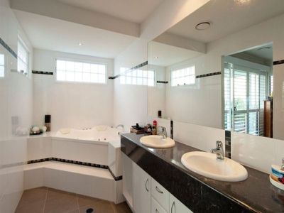 31 Admiralty Drive, Alexandra Headland