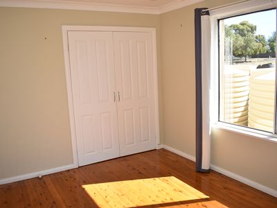 25 Dugga Street, Peak Hill