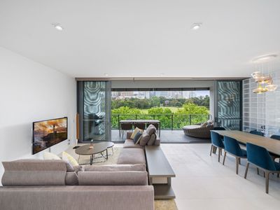 76 / 68 Sir John Young Crescent, Woolloomooloo