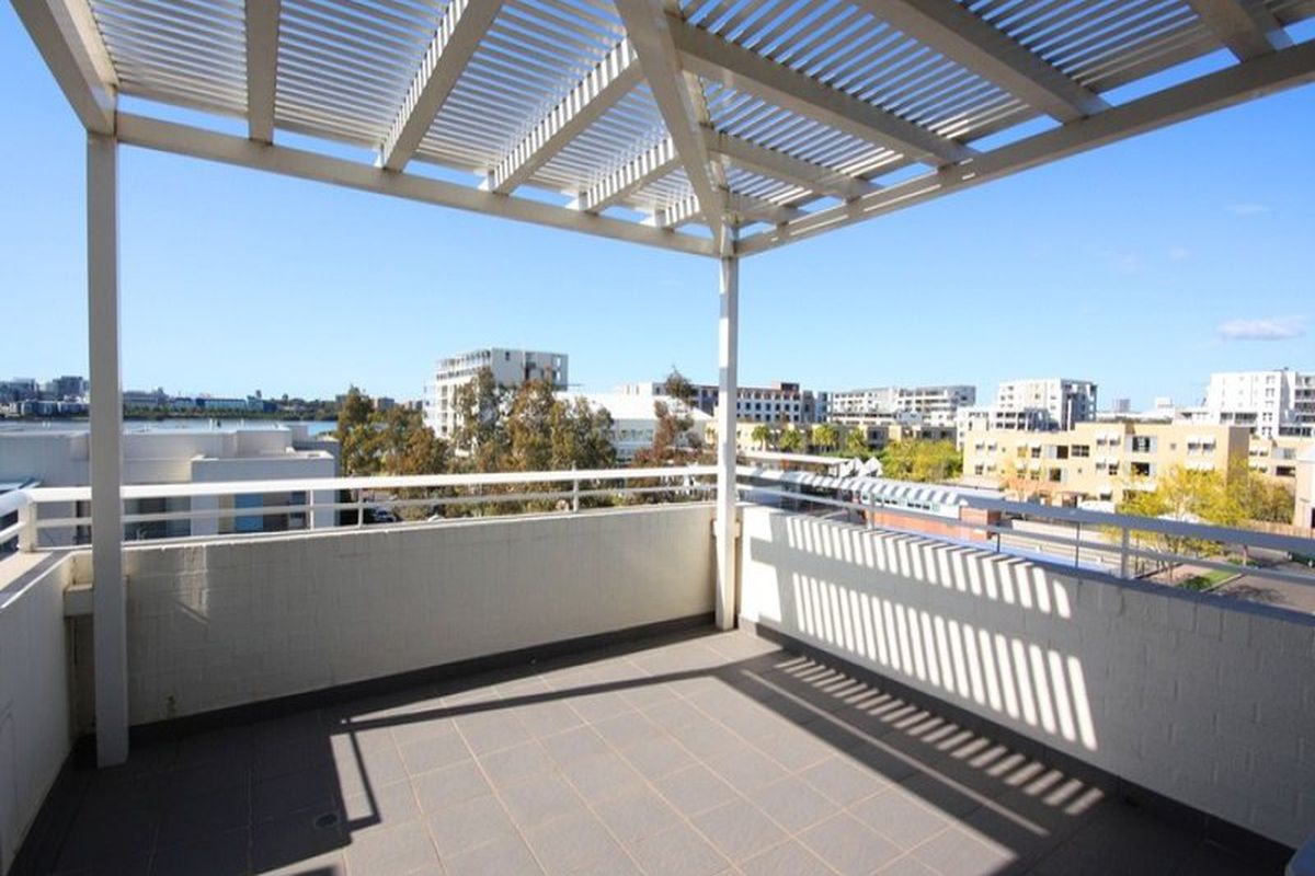 322 / 3  Stromboli Strait , Wentworth Point