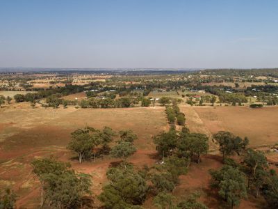 44R 44R Whitewood Road, Dubbo