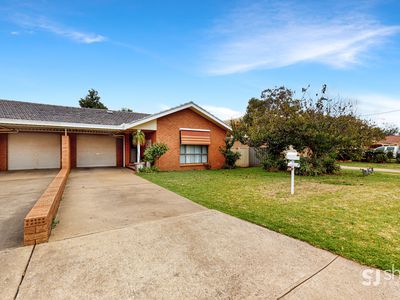 11 Diane Street, Dubbo