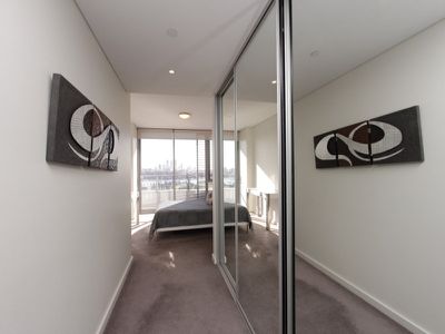1203 / 30 The Circus, Burswood