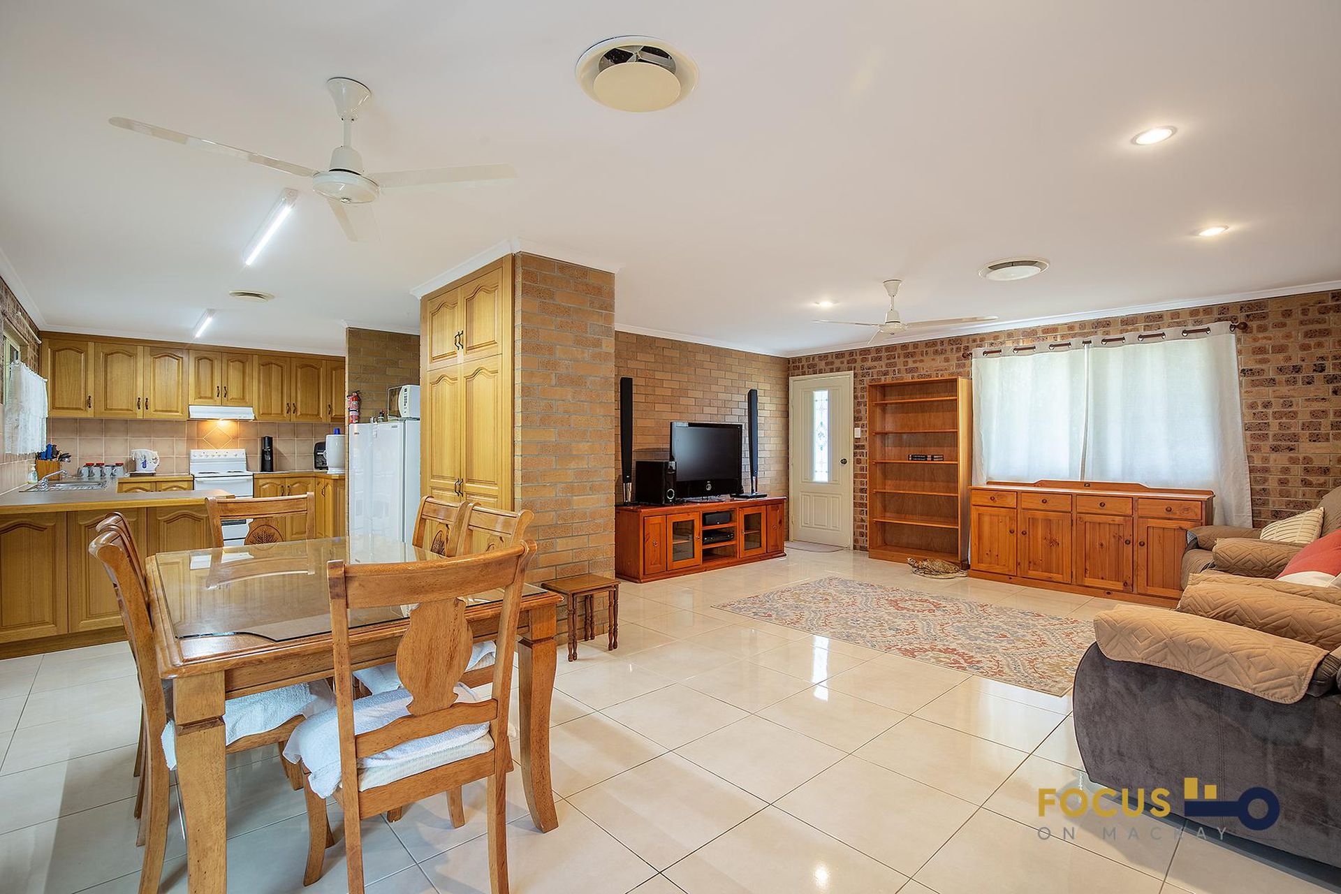 2 Alec Dick Court, Seaforth