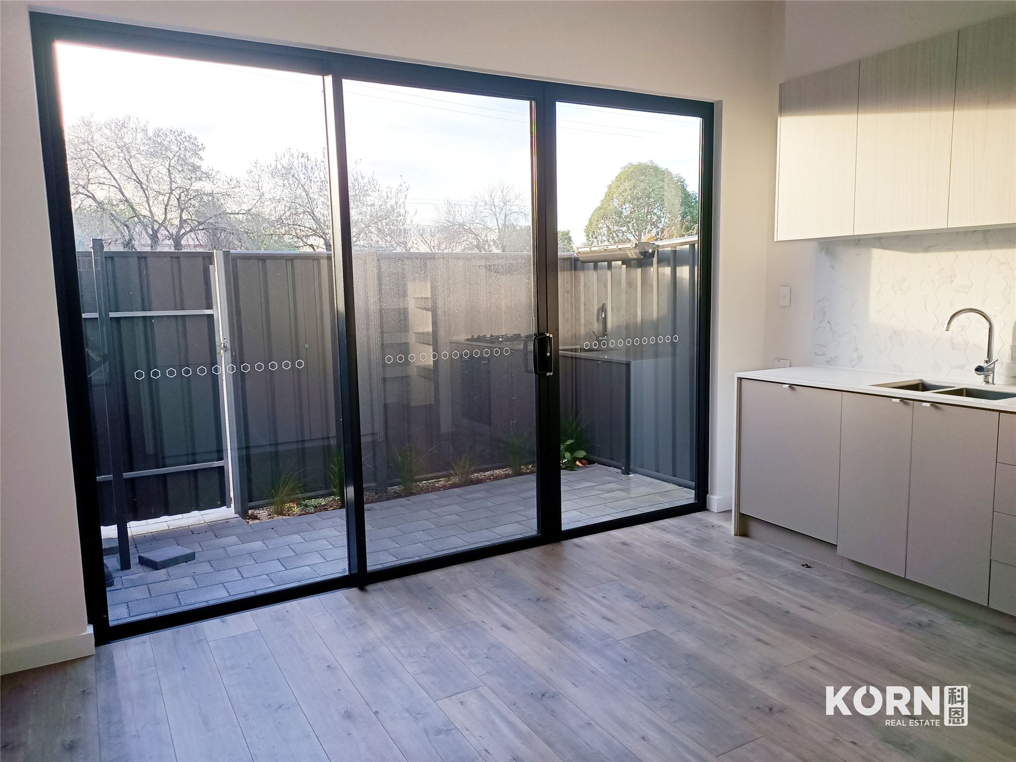 1 / 3 Little Grenfell Street, Kent Town